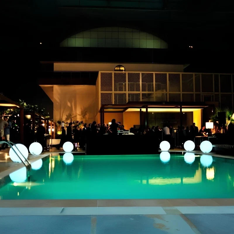 Globe Garden Light